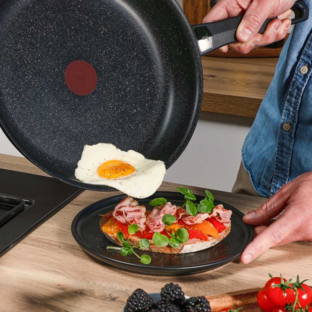 Сковорода Tefal Expertise 26 см G3210532