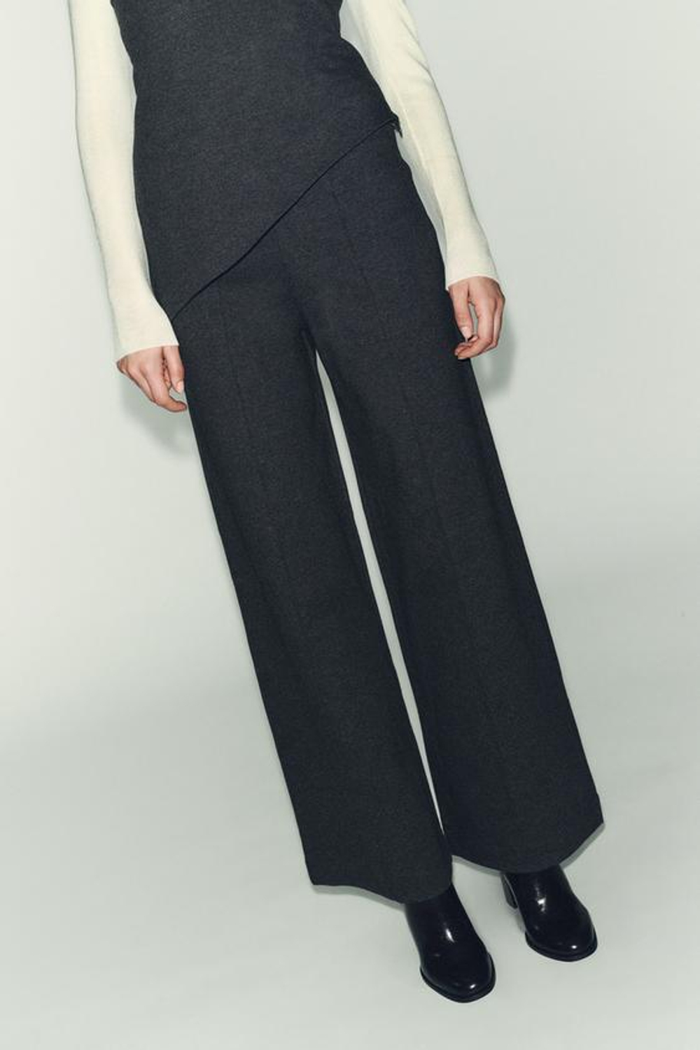 ZARA БРЮКИ ПРЯМОГО КРОЯ ИЗ МЯГКОЙ ТКАНИ, СЕРЫЙ