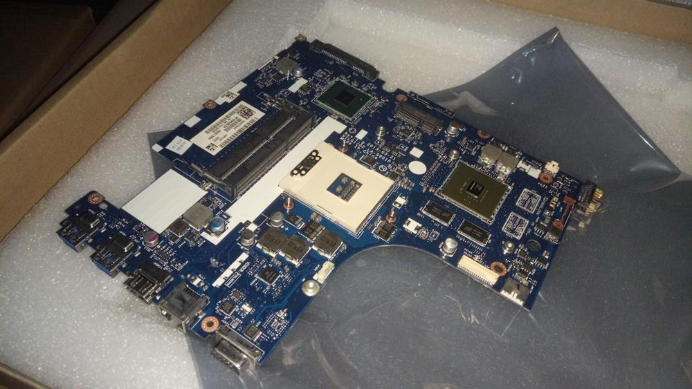 Материнская плата для ноутбука Lenovo G500s VILG1/G2 LA 9901P W8P DIS HM70 GE 1G (90003085), оригинал