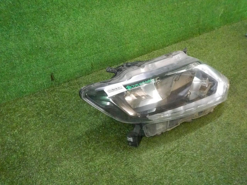 Фара правая Nissan X-Trail T32 (2013-2019) галоген