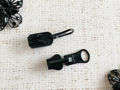 Бегунок трактор, автомат реверсивный, двухсторонний Т8, чёрный