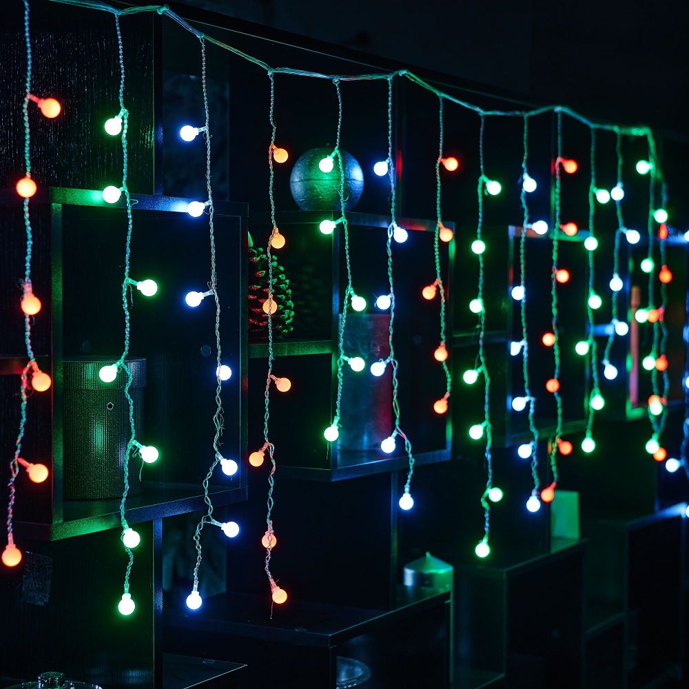 ULD-E2405-100-DTA MULTI IP20 RAINBOW Занавес светодиодный фигурный с контроллером Радуга. 16 нитей. 100 светодиодов. Размер 2.5х0.5м. Цвет свечения разноцветный. IP20. Провод прозрачный. Упаковка картон.