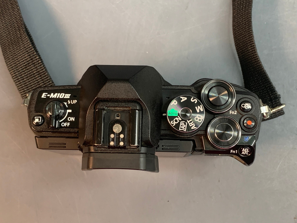 Olympus OM-D E-M10 Mark III 35.100 пробега