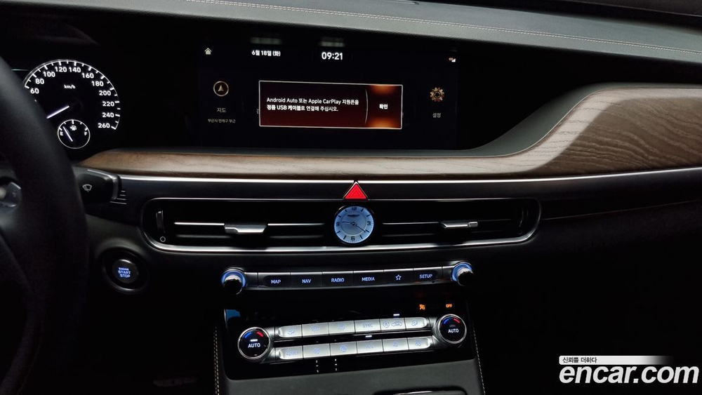 Genesis G90 3.8 AWD (03.2021)