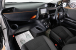Toyota Sienta, 2018 год