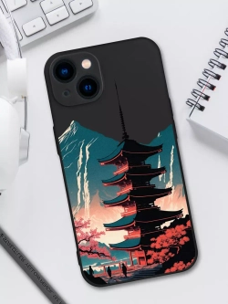 Чехол на iPhone 13 с принтом