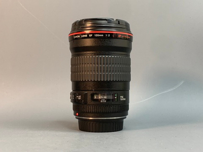 Canon EF 135mm 2L USM