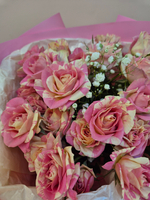 Роза кустовая букет