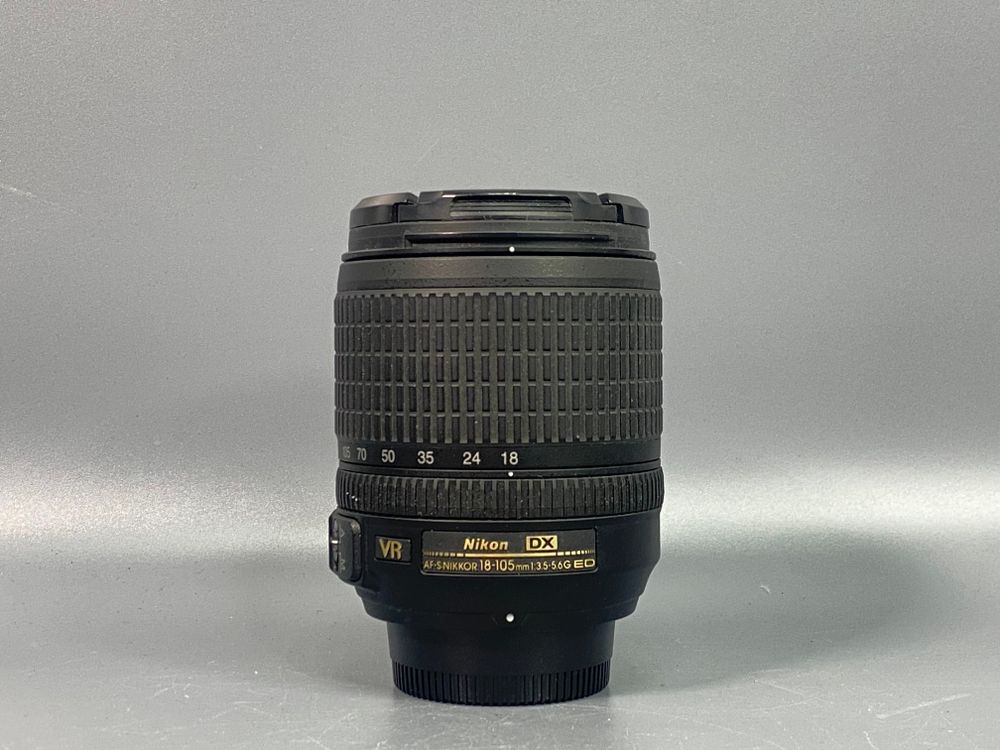 Nikon 18-105mm 3.5-5.6G AF-S ED DX VR Nikkor