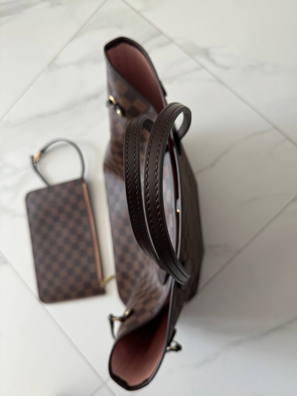 Сумка Louis Vuitton Neverfull MM
