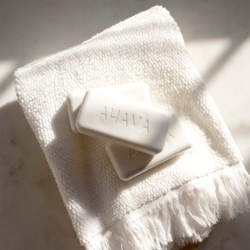 AHAVA Dead Sea Salt - Увлажняющее мыло с солью Мертвого моря /   100  g  / GTIN 697045153053