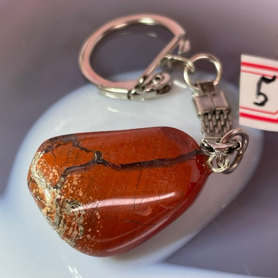 30190 Яшма Брекчиевая Брелок галтовка