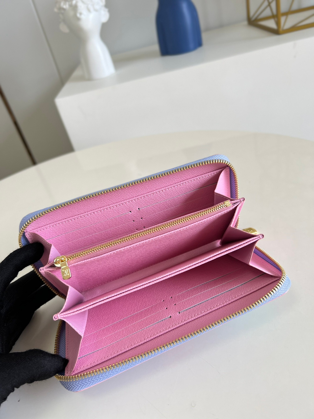 Louis Vuitton Zippy Wallet