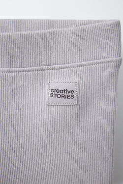 ZARA ЛЕГИНСЫ В РУБЧИК С НАШИВКОЙ, ЖЕМЧУЖНО-СЕРЫЙ