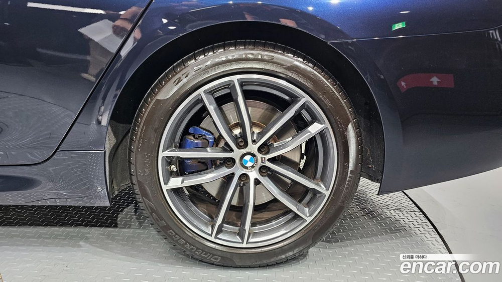 BMW 5 Series (G30) 520i M Sports (05.2022)