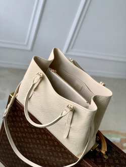 Louis Vuitton Babylone Tote MM