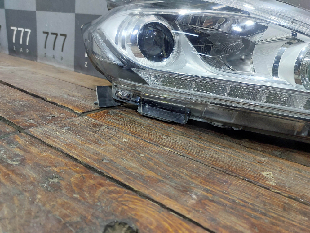 Фара правая Nissan Murano 3 (Z52) 14-22 Б/У Оригинал 260105BC5A