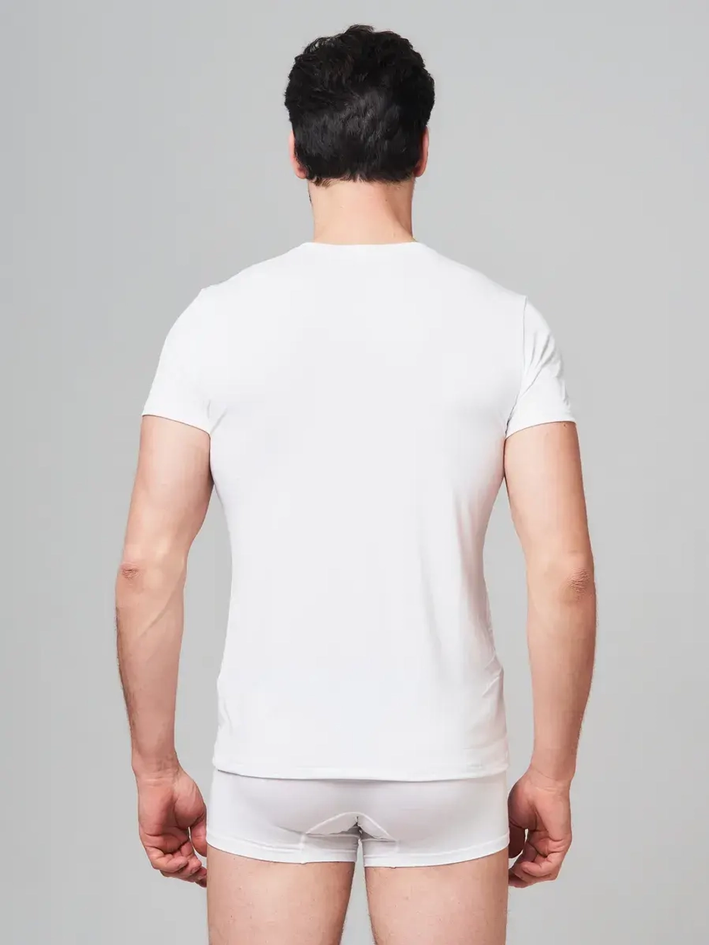 Футболка V-вырез однотонная облегающая