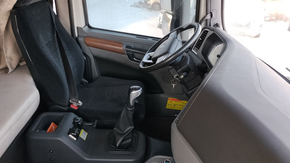 Shacman (Shaanxi) SX* 6x4 Самосвал SX32586V384 (Дизельный, 11,6 л, 423 л.с., МТ)