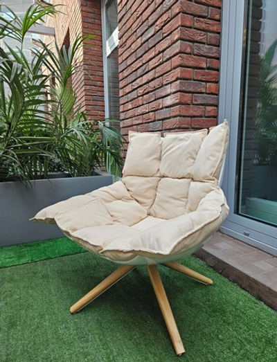 Поворотное кресло Husk