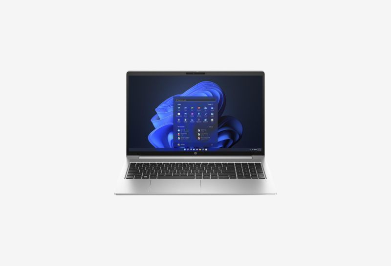 Ноутбук 15.6" HP Intel Core i5-1335U 1300 8 DDR4 Intel Iris Xe Graphics 1335U