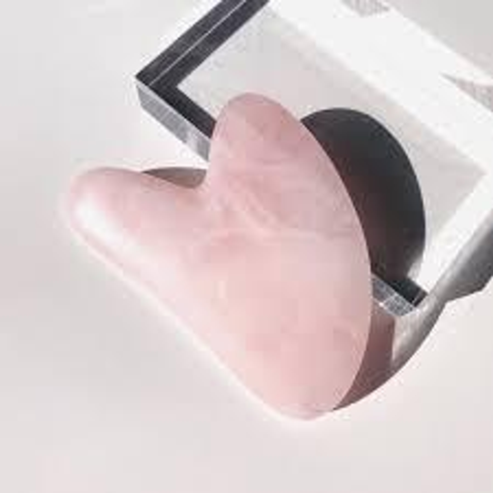 Массажер гуаша для лица розовый кварц - Ayoume Massager Guasha Rose Quartz, 1 шт