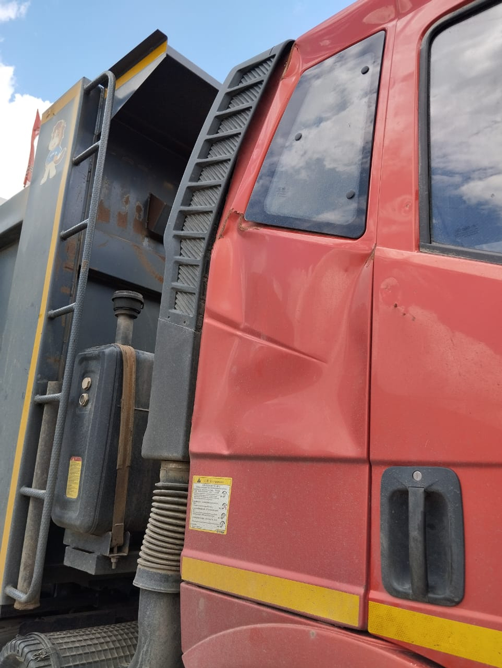 FAW J6 6x6 Самосвал CA3250P66K24L1TE5 (Дизельный, 11,1 л, 420 л.с., МТ)