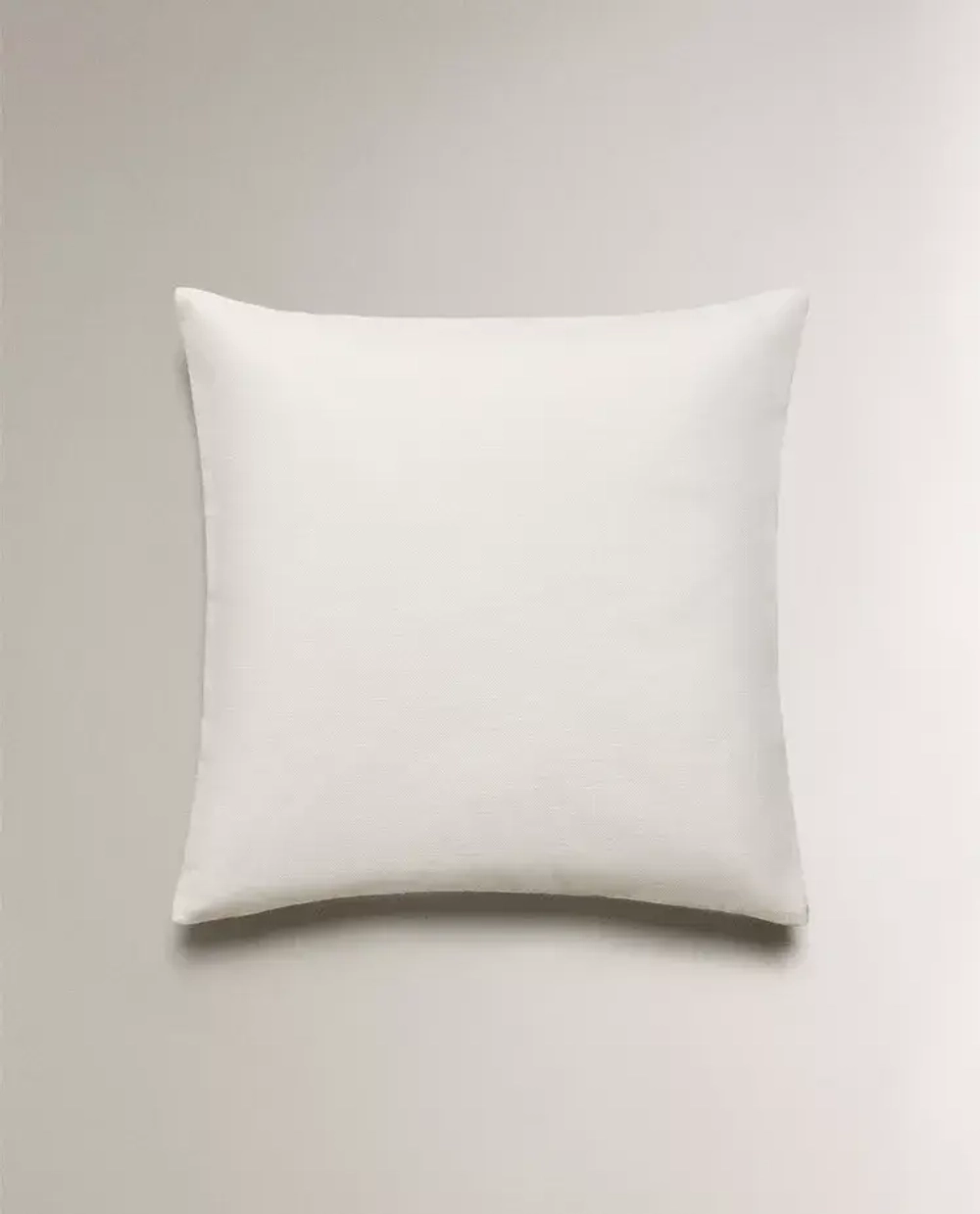 ZARA HOME НАВОЛОЧКА ДЛЯ ДЕКОРАТИВНОЙ ПОДУШКИ С ПРИНТОМ "МОРСКАЯ ЗВЕЗДА", ЖЕЛТОВАТО-БЕЛЫЙ