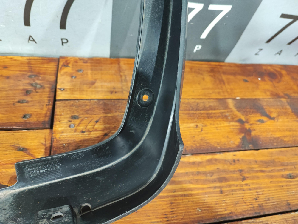 Брызговик задний правый Hyundai ix35 (LM) 10-15 Б/У Оригинал 868422S000