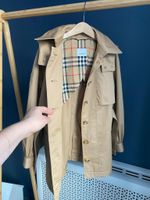 Тренч Burberry, 128