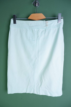 Юбка красивого мятного цвета, маркировка 34, визуально 40 размер