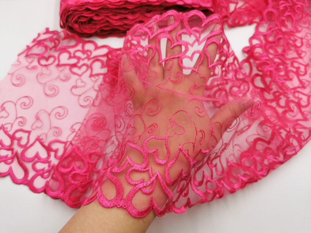 Вышивка на сетке, 23 см, розовые, сердечки (Артикул: VS-2012), м