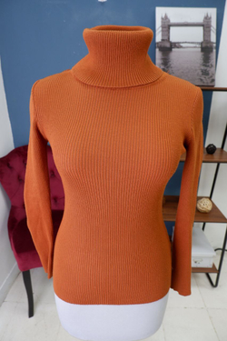 Свитер Guts&Gusto теплый 44/46 размер