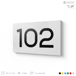 Номер на дверь квартиры 102, табличка на дверь офиса, кабинета, аудитории, склада, белая 120х70 мм, Айдентика Технолоджи