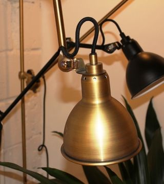 replica   G. LAMPE   304L60