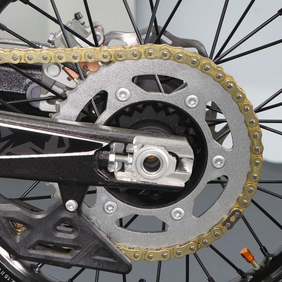 Мотоцикл кроссовый эндуро AVANTIS 250 Carb Exclusive (CB250-F/172FMM Design HS черный) ARS