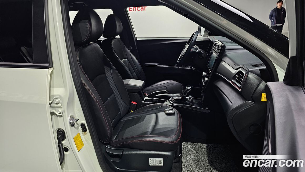 KG Mobility (Ssangyong) Very New Tivoli Бензин 1.5 2WD (08.2020)