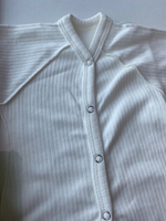 Вязаный комплект на выписку 2 предмета "Кнопка" (Одеяло, комбинезон) (Цвет: Белый)