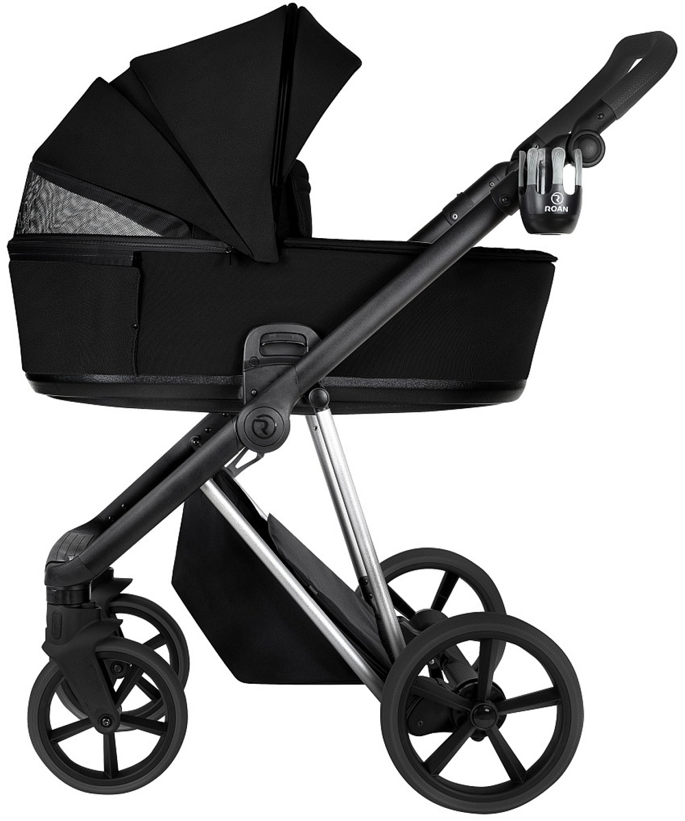 Детская коляска Roan Sol Vintage Luxury 2.0 3 в 1 с автокреслом Pituso Santiso Pro VIN 05/CB Caviar Black/Nickel/руч.Black