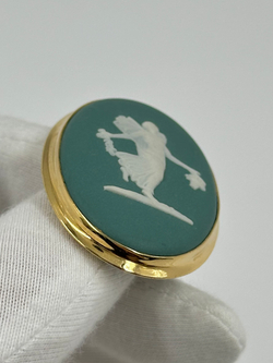 Брошь Wedgwood зелёная