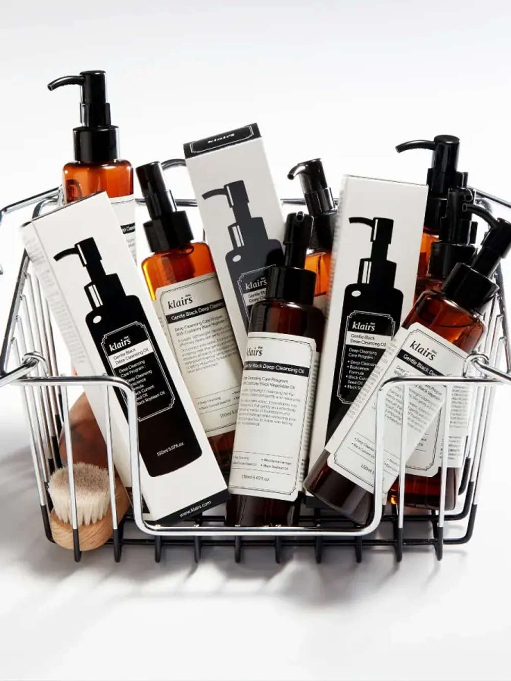 DEAR, KLAIRS Гидрофильное масло Gentle Black Deep Cleansing Oil (150 мл)