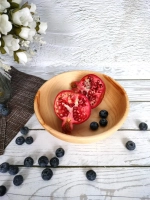 Деревянная сервировочная тарелка из кедра