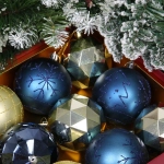Новогодние шары «Волшебный вальс» 8 см (набор 12 шт), Сапфир/Золото
