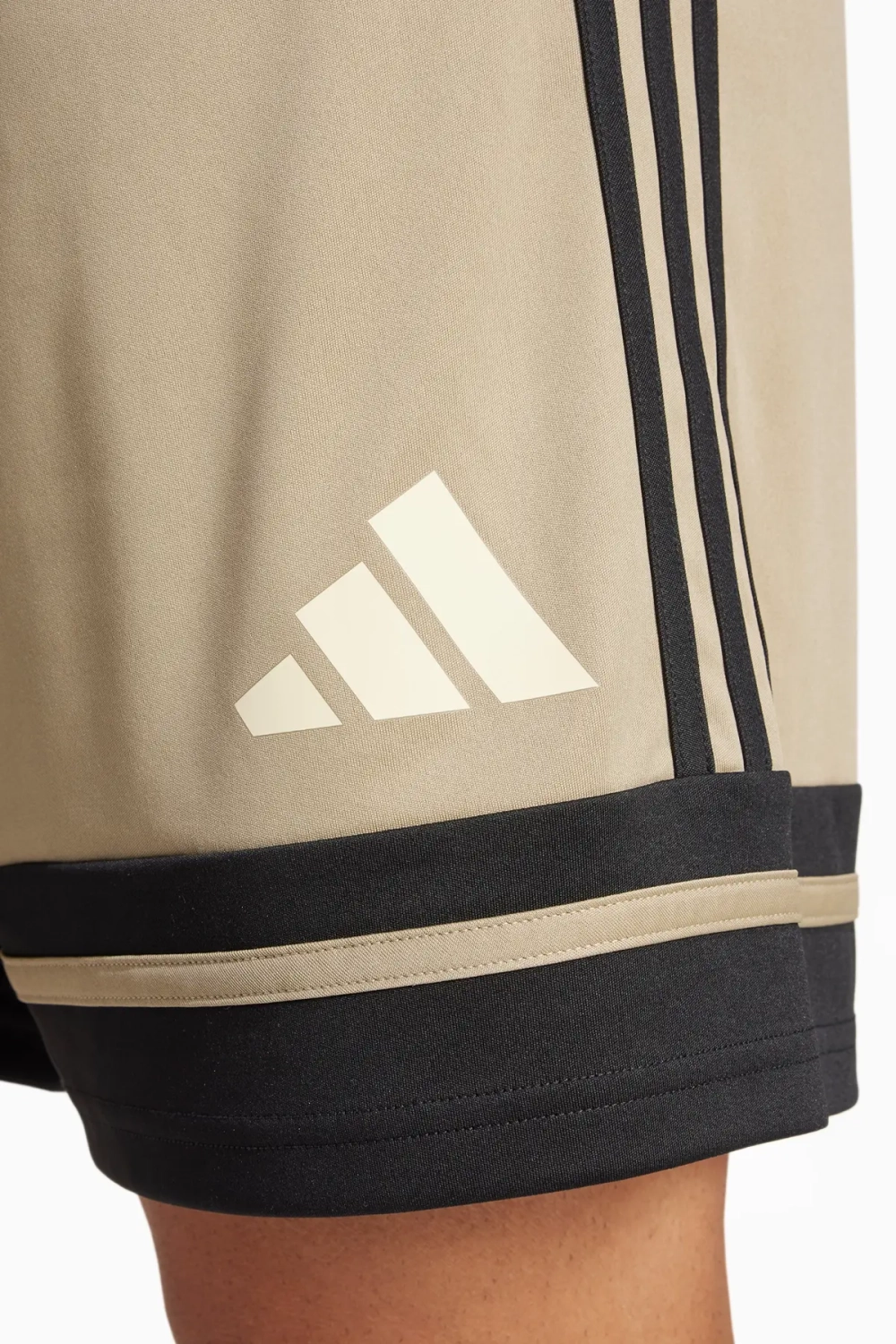 Шорты adidas Squadra 25 - бежевый