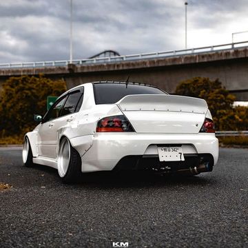 Спойлер Rocket Bunny (Ducktail) Mitsubishi Lancer Evolution 7-9