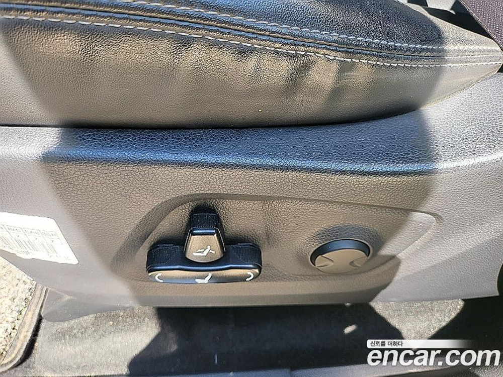KG Mobility (Ssangyong) The New Rexton Sports KHAN Дизель 2.2 2WD (11.2021)