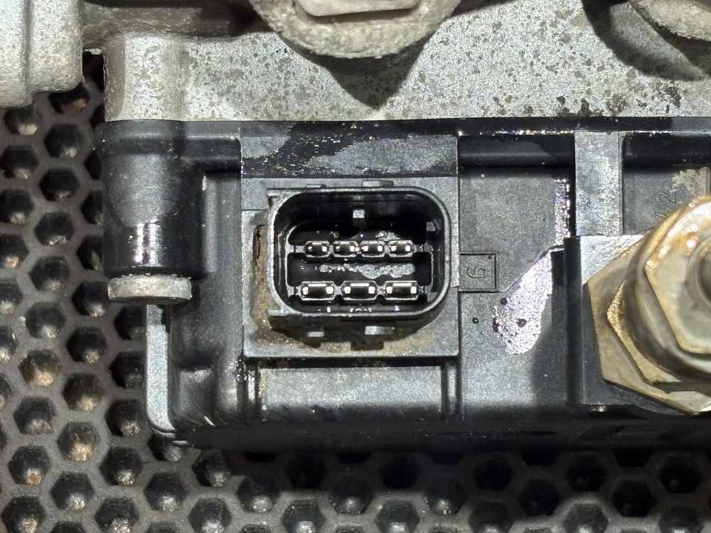 Кран управления тормозами прицепа 2023г