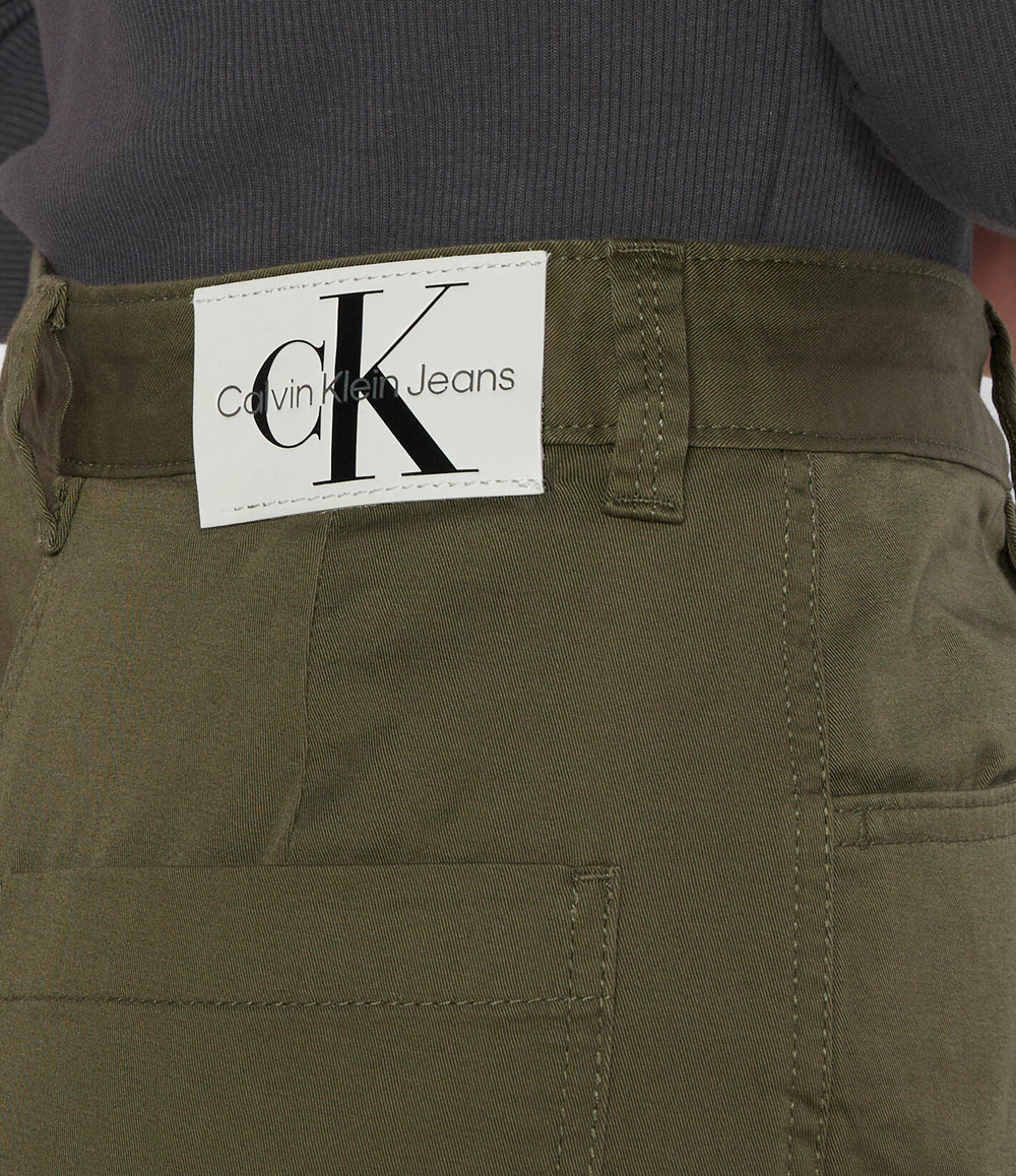 Брюки CALVIN KLEIN JEANS - хаки(J20J221297)