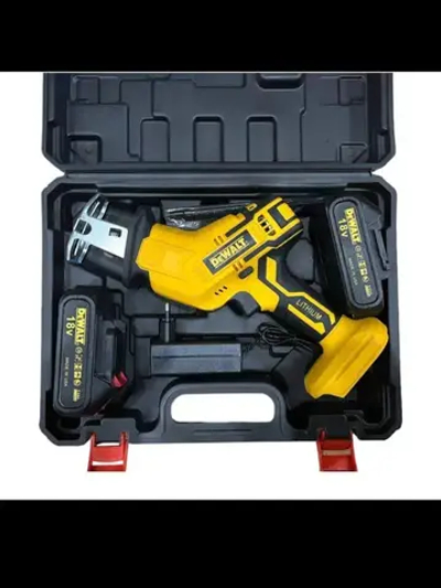 Аккумуляторная сабельная пила DeWalt в кейсе