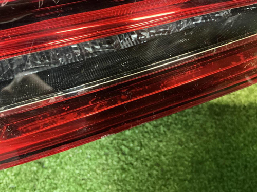 Фонарь левый внутренний Porsche Cayenne 958 14-18